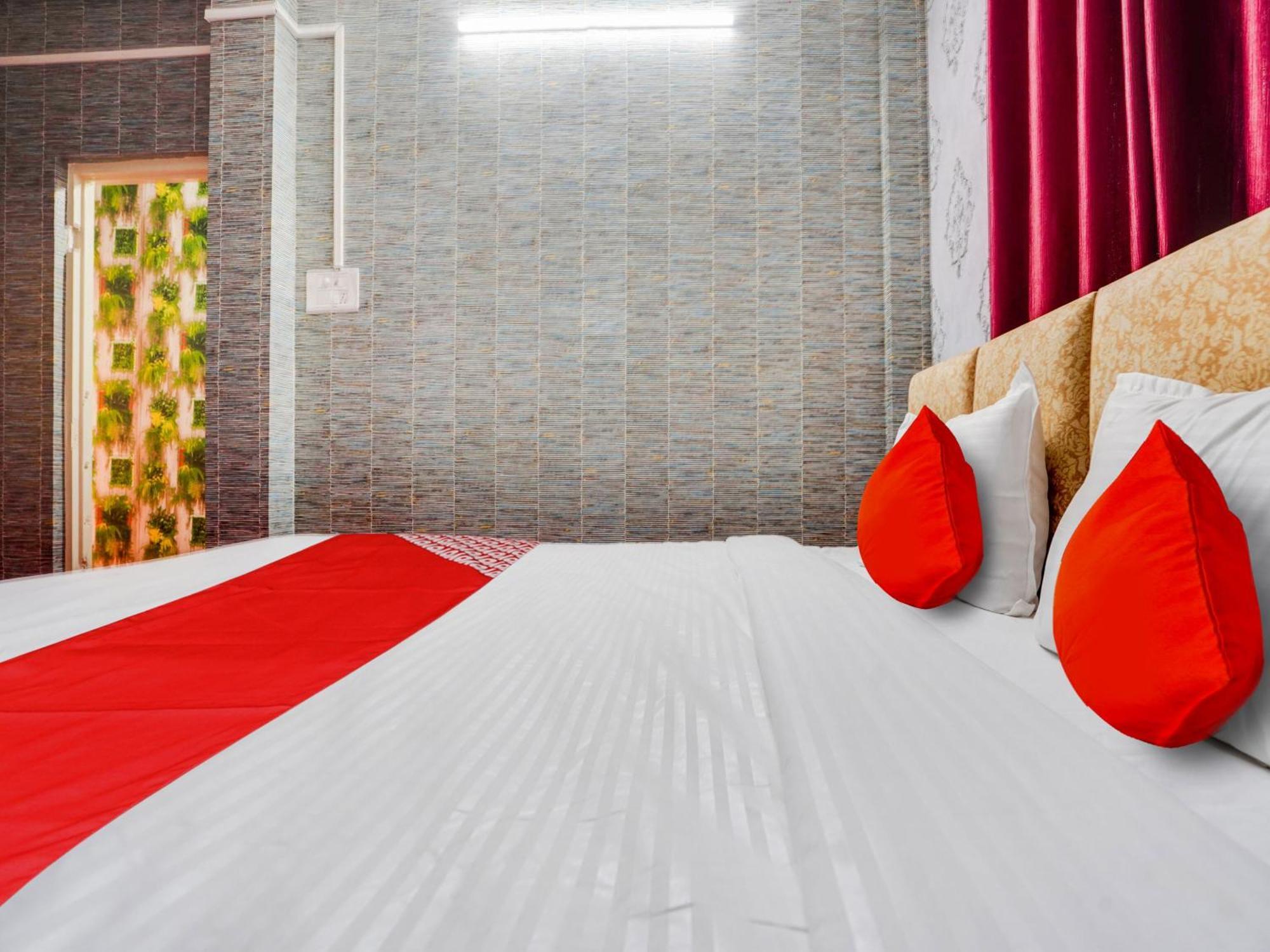 Hotel Royal Villa Inn Sakardara Екстер'єр фото
